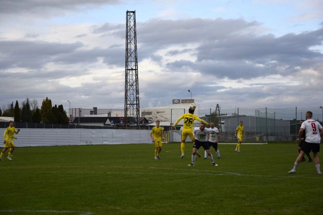 Podział punktów w Radomsku. RKS zremisował z Orkanem 2:2