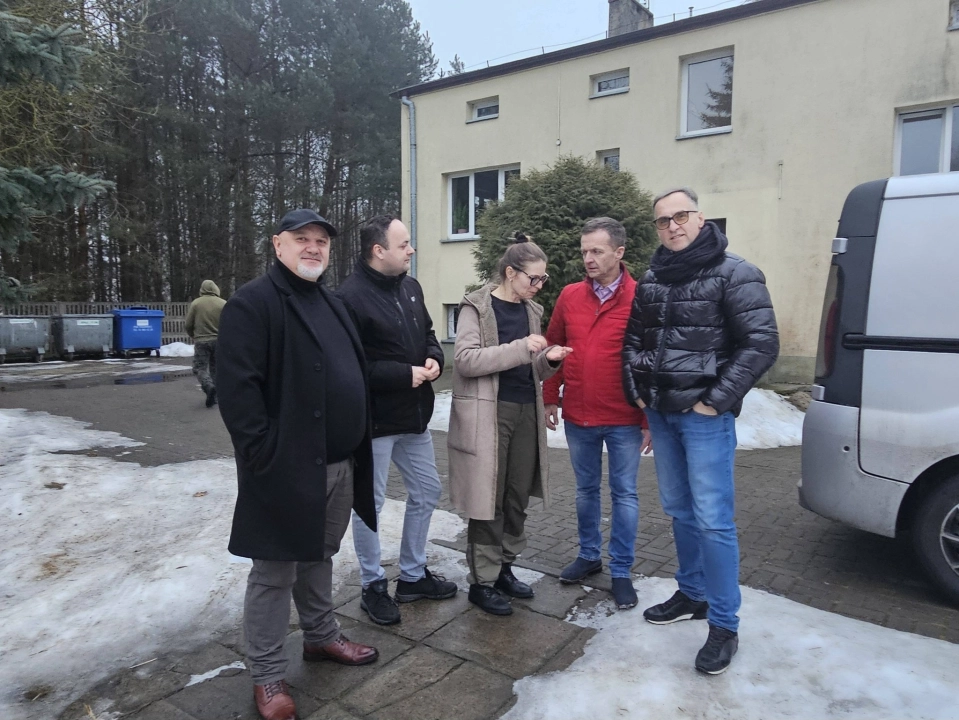 Radni KO skontrolowali schronisko w Radomsku. „To ludzie z misją”