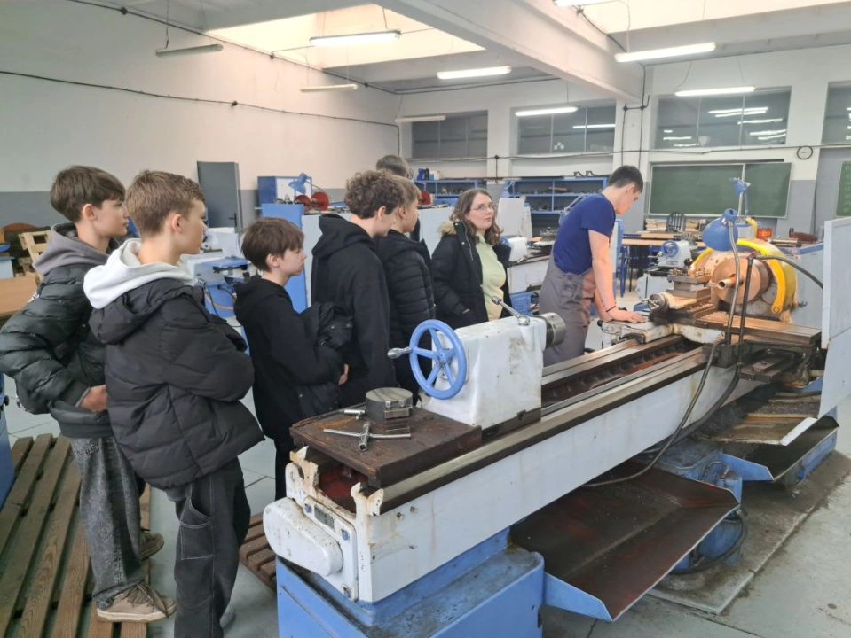 ZSP nr 1 w Radomsku prezentuje ofertę edukacyjną podczas Dnia Otwartego