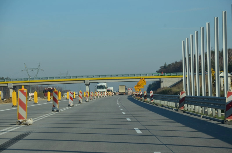 Pierwszy odcinek budowanej autostrady A1 z ruchem w układzie 2+2 już funkcjonuje!