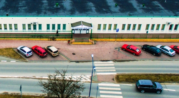 Dofinansowanie na kursy, studia i szkolenia. Złóż wniosek w PUP Radomsko