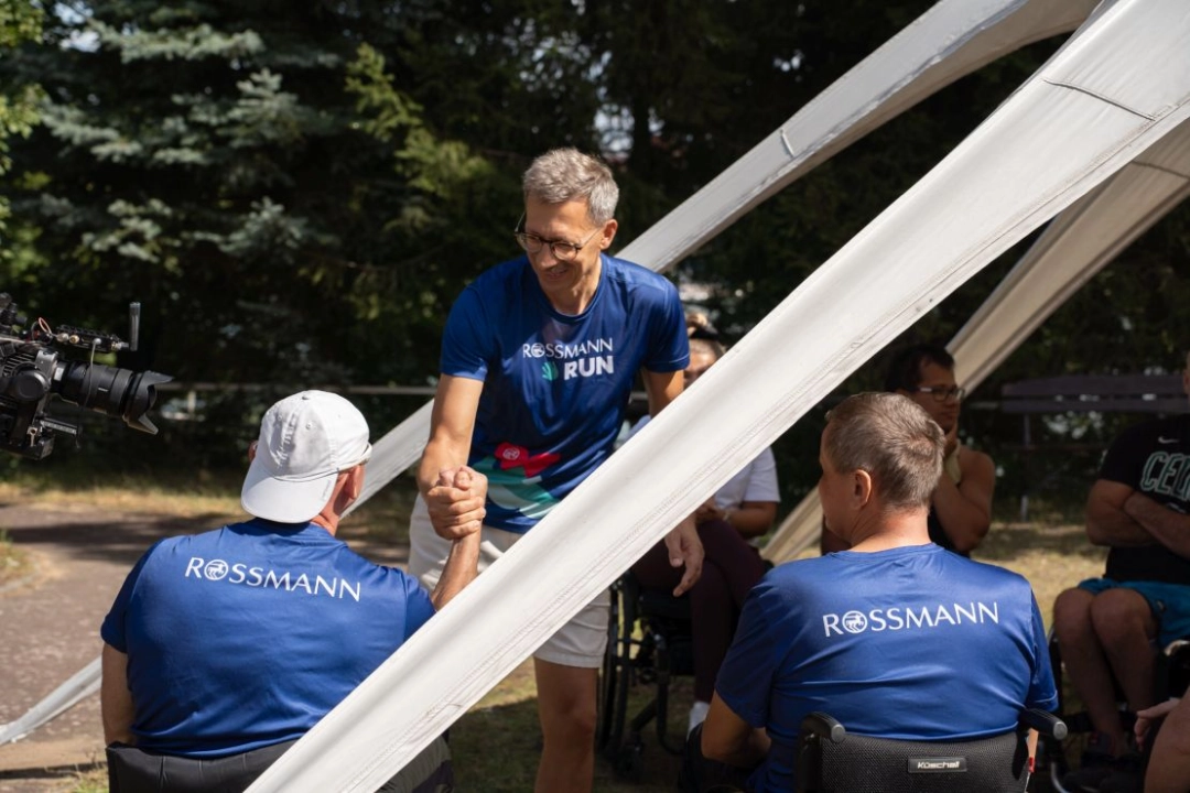 Biegliście w Rossmann Run z aplikacją? Tak Wasze wpłaty pomogły Polskiemu Komitetowi Paralimpijskiemu