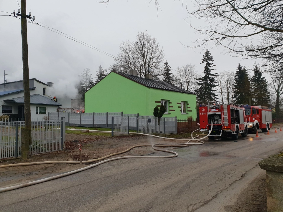 Pracowity weekend strażaków: gasili garaż, kotłownię i wannę