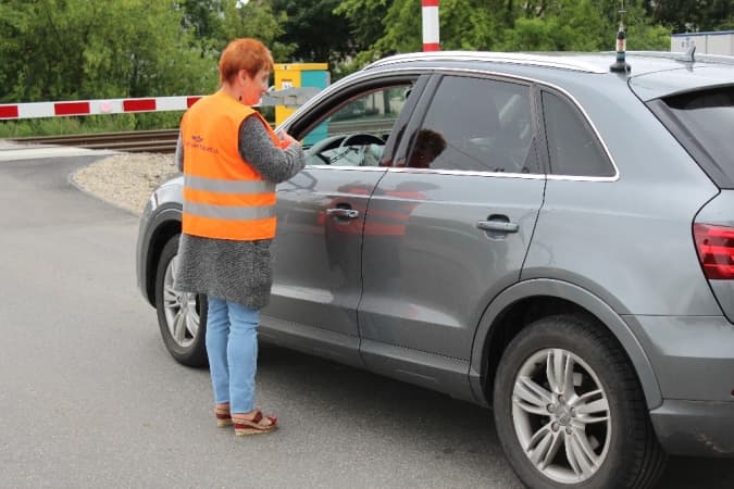 „Bezpieczny piątek” na przejazdach kolejowych