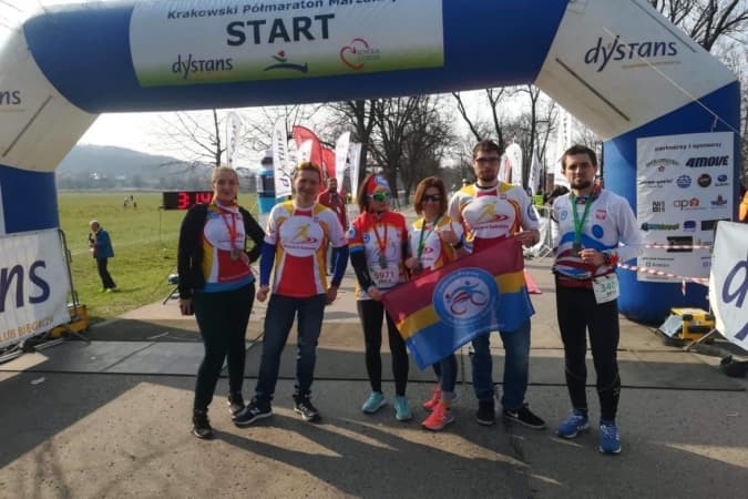 Biegacze z Radomska startowali w półmaratonach