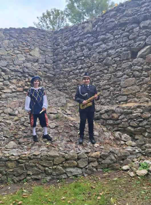 10-letni Julek z gminy Masłowice podbija muzyczny świat