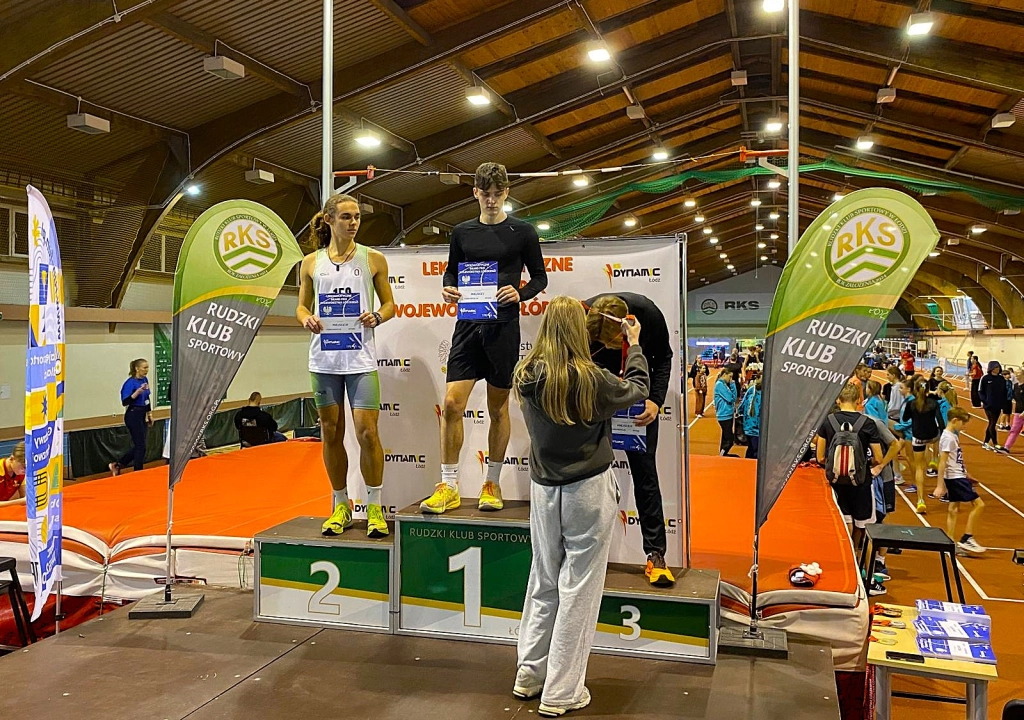 Trzy medale w dorobku lekkoatletów UKS Dziesiątka