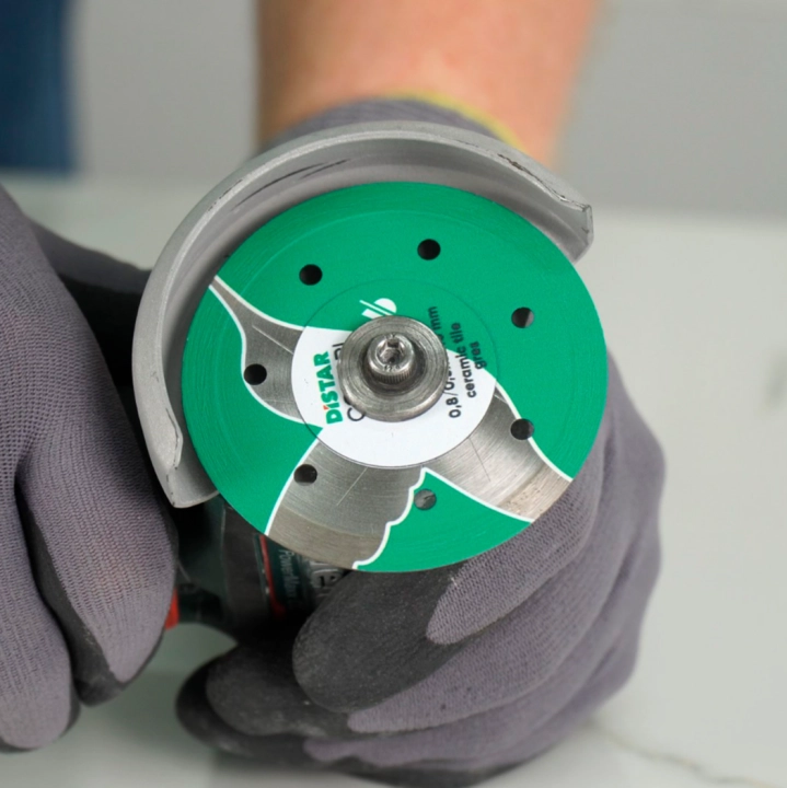 Tarcze diamentowe do cięcia kermogranitu – niezastąpione narzędzie dla profesjonalistów