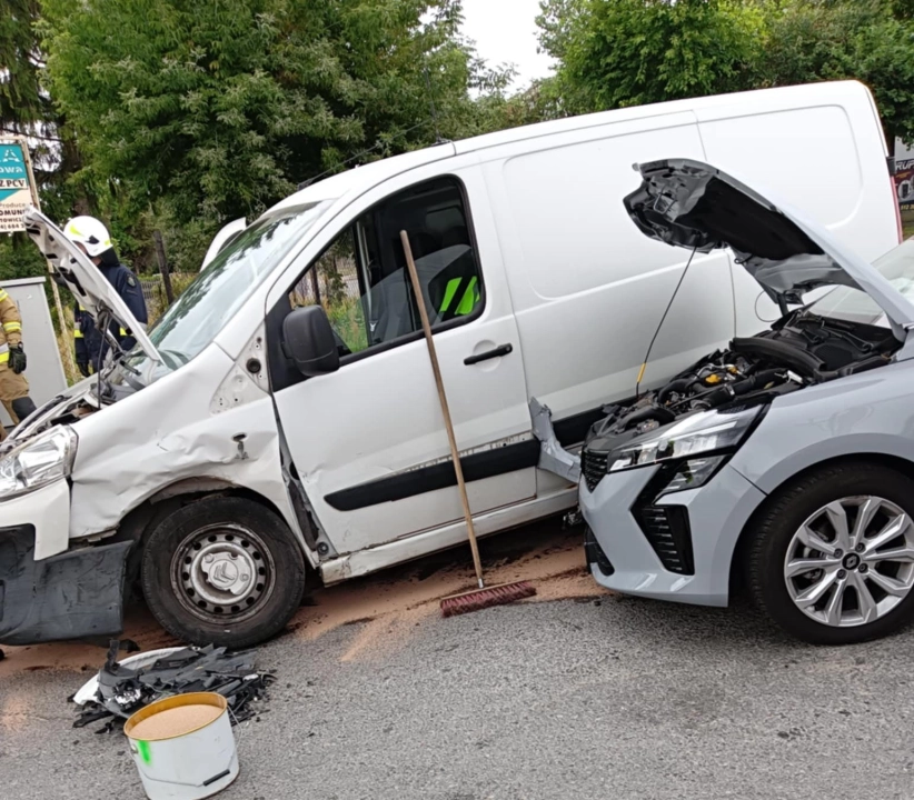 Nieustąpienie pierwszeństwa przyczyną zdarzenia w Dobryszycach