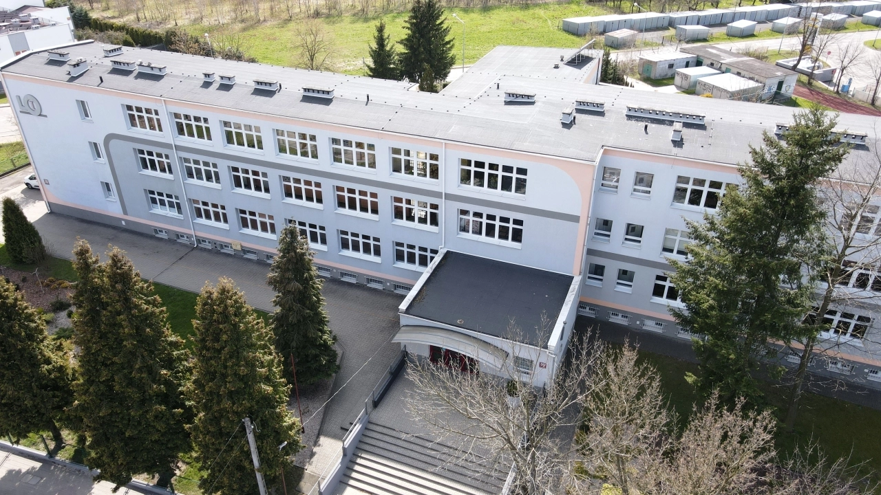 Osiem ofert na modernizację boiska przy I LO w Radomsku