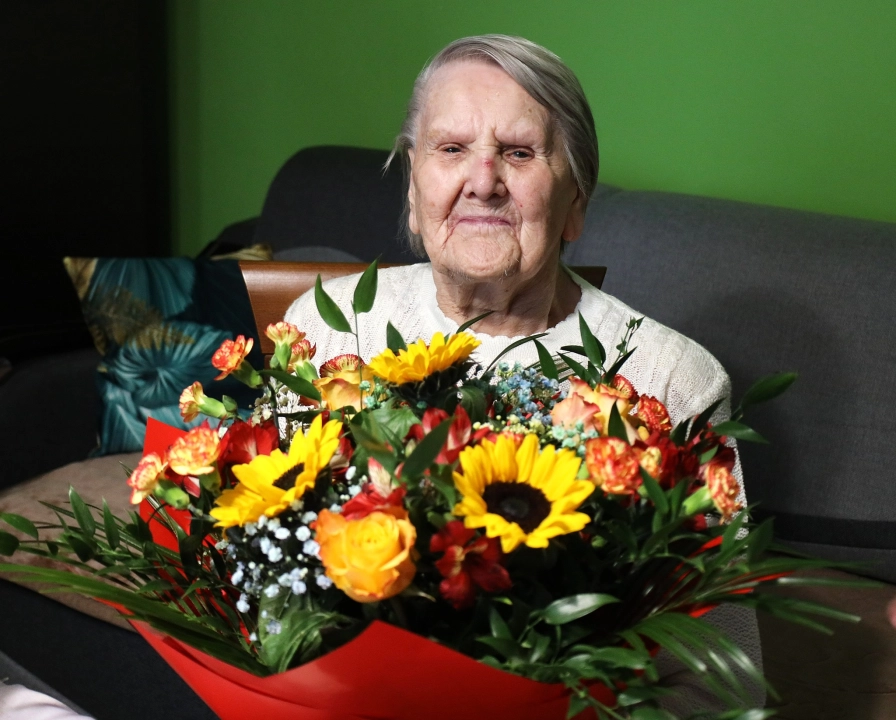 Setne urodziny mieszkanki Kietlina pani Zofii Basińskiej