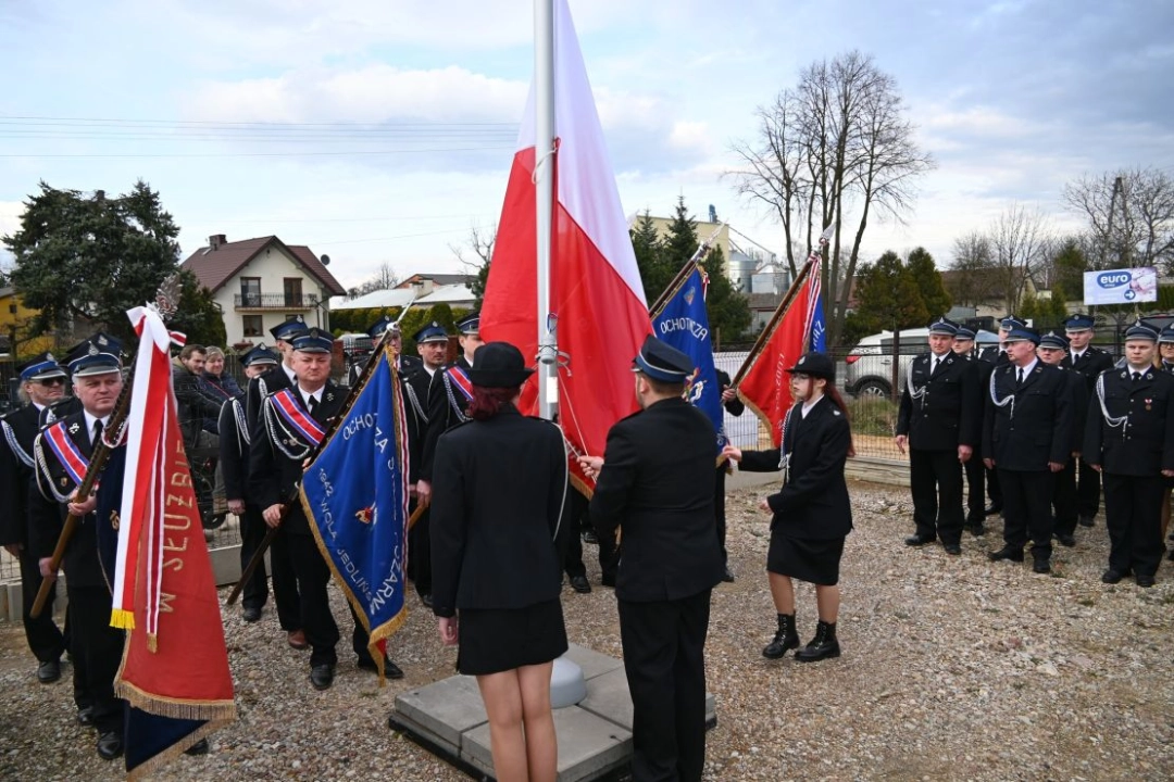 Nowe samochody ratowniczo gaśnicze dla OSP z gminy Ładzice Radomsko24 pl