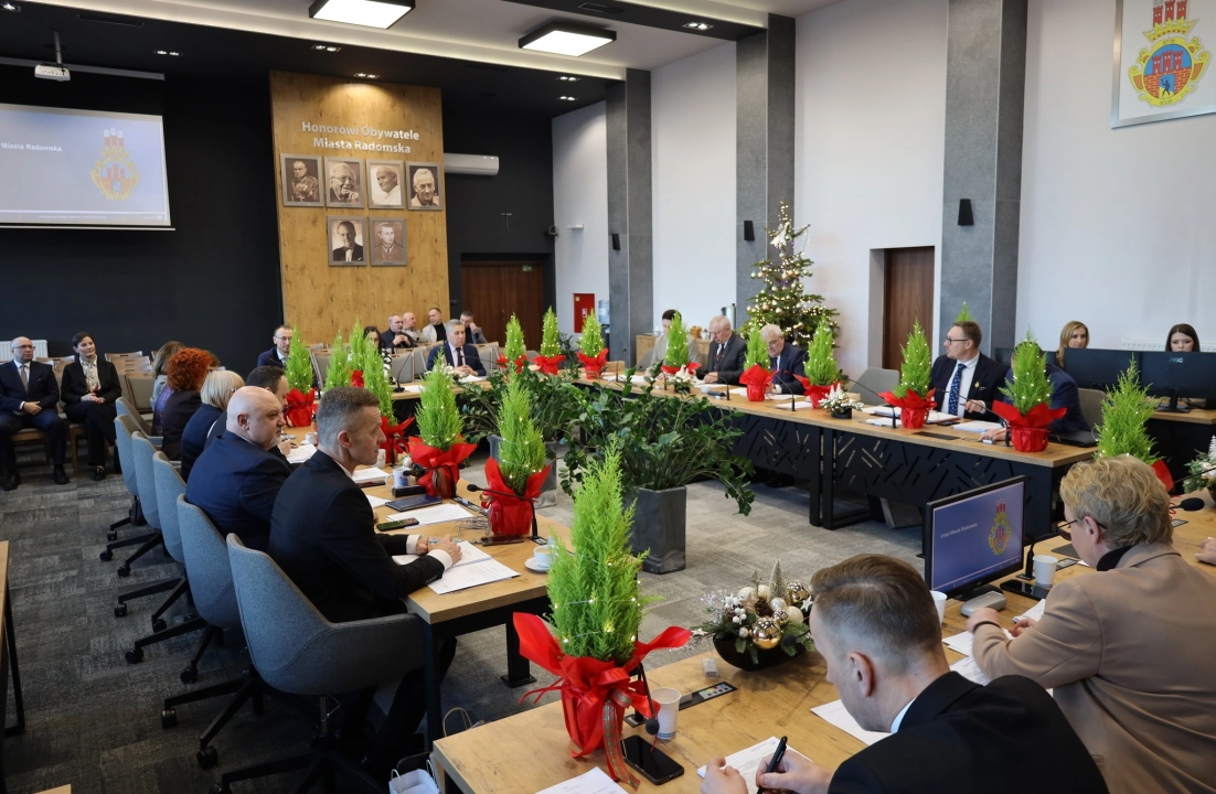 Budżet Radomska na 2026 rok przyjęty. 19 radnych „za”