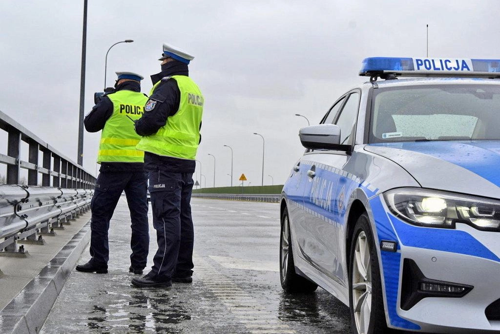 Akcja „Bezpieczny powiat radomszczański”– wzmożone kontrole policji na drogach