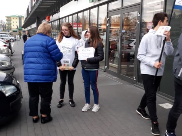 Happening antysmogowy uczniów ZSP1 w Radomsku