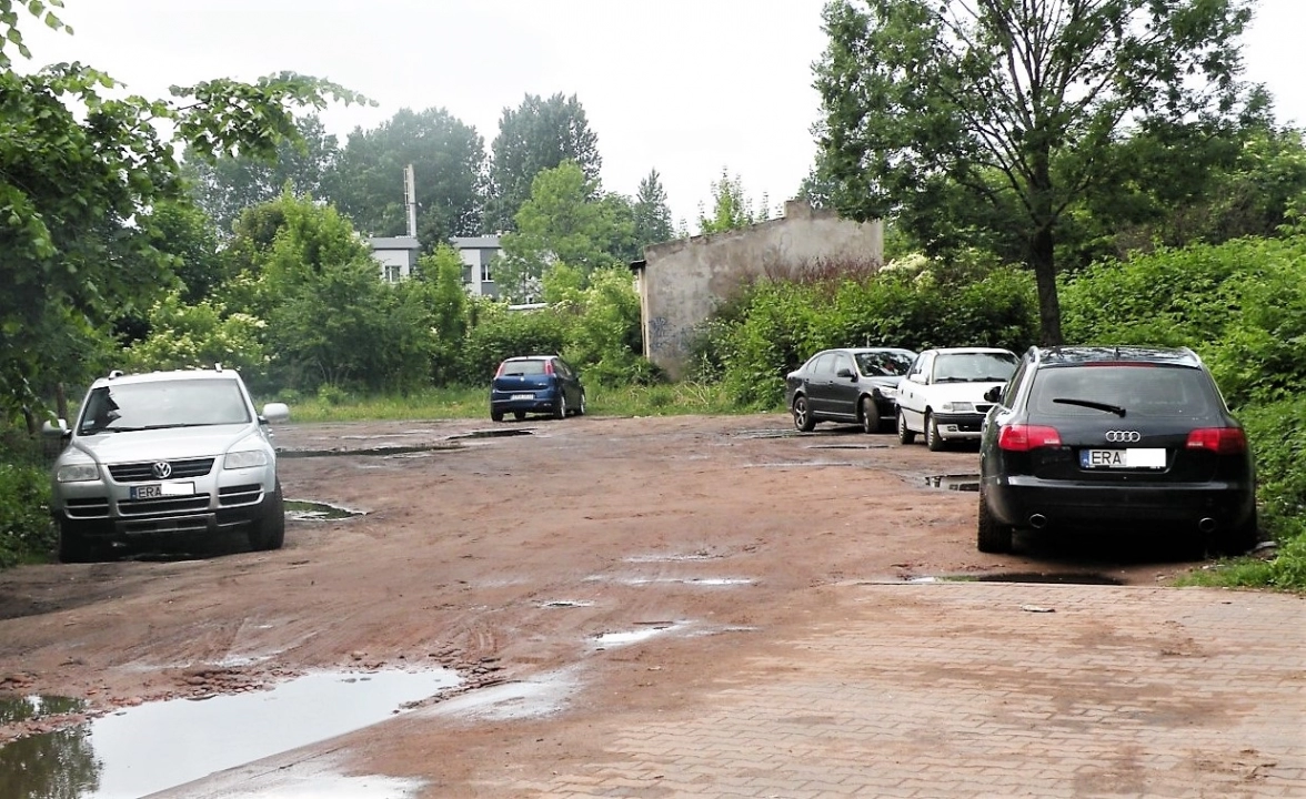 Zanim powstanie parking przy ul. Reymonta, teren muszą zbadać archeolodzy