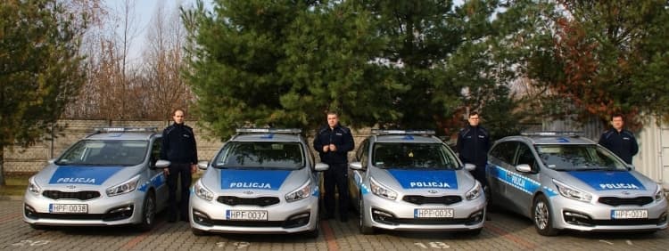 Policja powiatu radomszczańskiego ma nowe samochody 