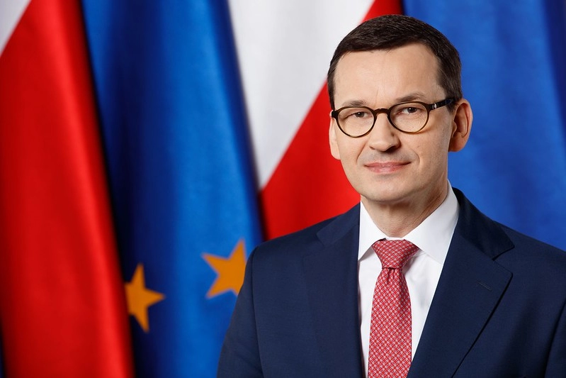 Premier wprowadził w Polsce stan epidemii! Szkoły zamknięte do Wielkanocy