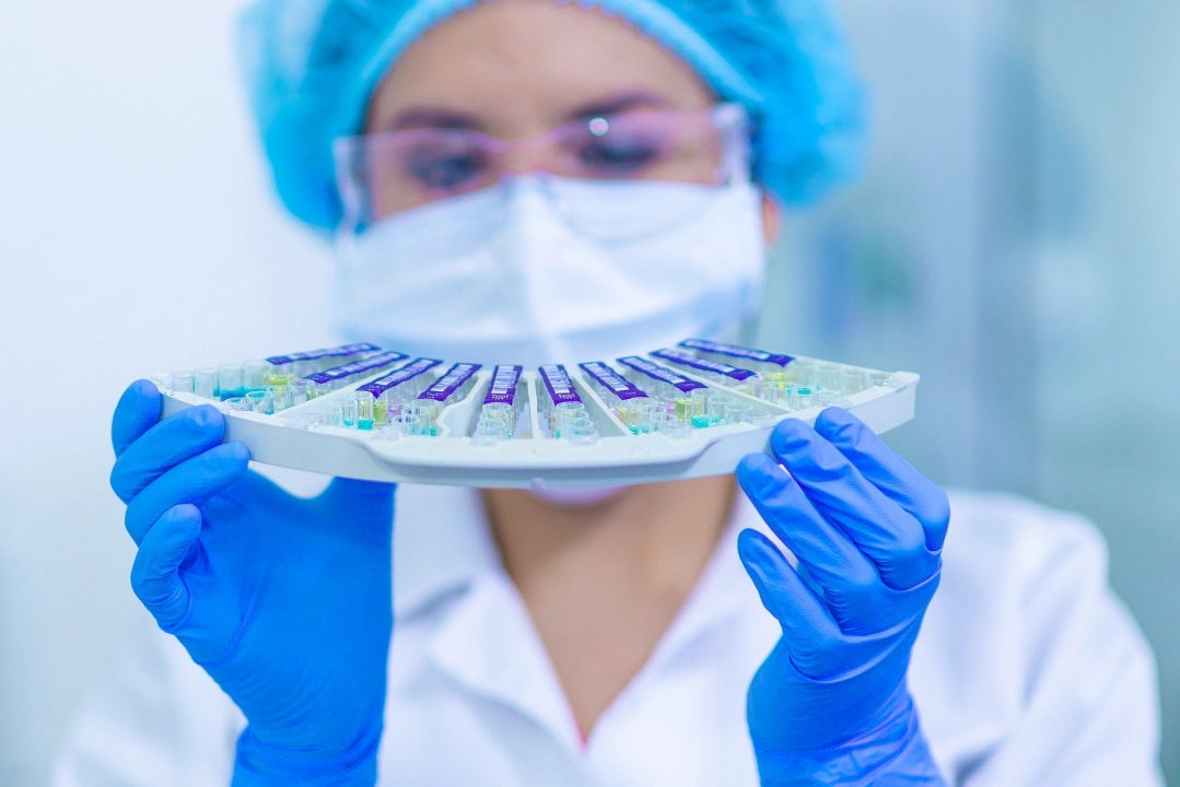 Testy diagnostyczne wykonuje 86 laboratoriów w Polsce
