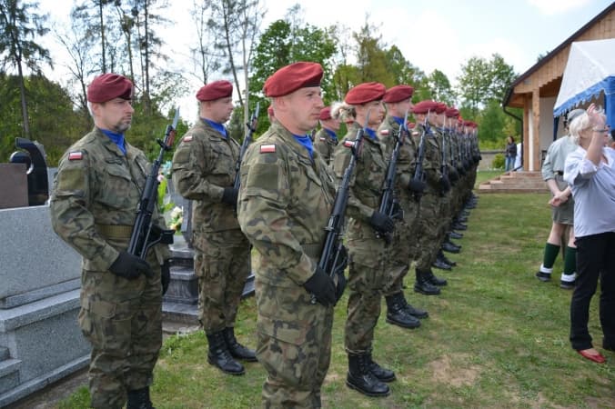 Uroczystości w Bąkowej Górze - oddano hołd Żołnierzom Wyklętym