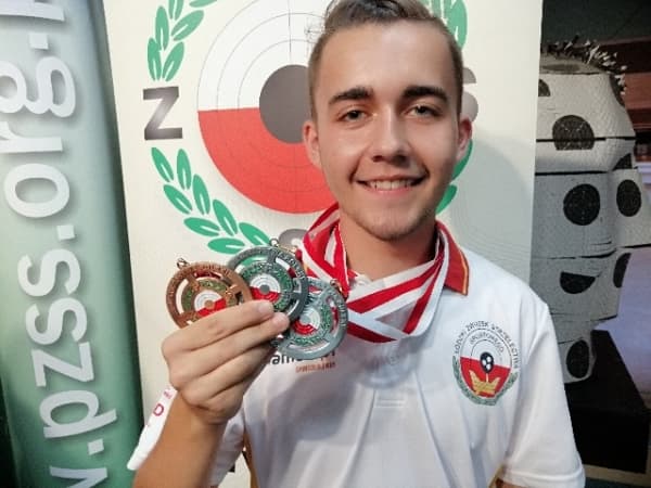 Złoty i srebrny medal Wiktora Blady w Pucharze Polski