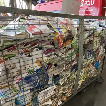 Zbierz makulaturę, pomóż Kacprowi odzyskać sprawność