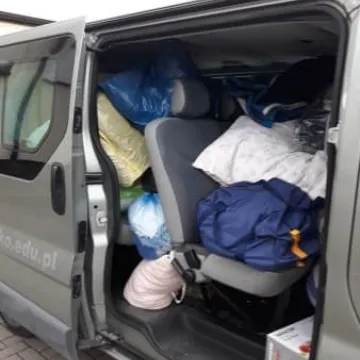 Uczniowie Mechanika przekazali dary dla bezdomnych