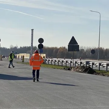 Jak postępują prace na A1 na odcinku Kamieńsk-Radomsko?