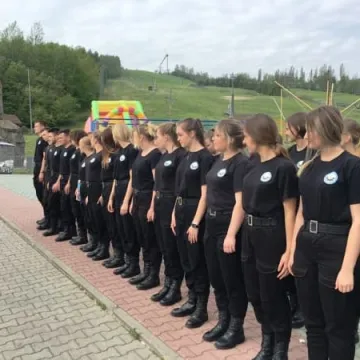 Manewry klas mundurowych z 