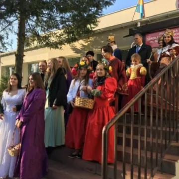 Happening Teatru Źródło „Z Niepodległą w sercu”