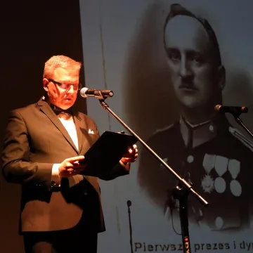 „Moniuszkowcy” mają 100 lat. Jubileuszowy koncert w MDK w Radomsku