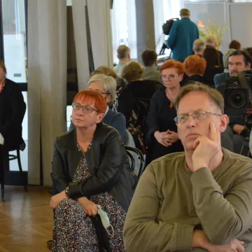 O Tadeuszu Różewiczu z trzech punktów widzenia