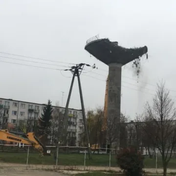 Rozpoczęła się rozbiórka „Grzybka”
