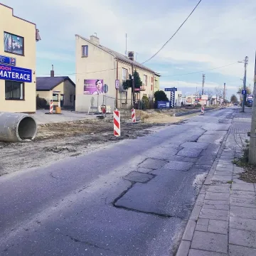 12 kwietnia zmieniła się organizacja ruchu na Krasickiego w Radomsku. Ulica będzie etapami zamykana