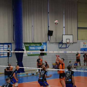 METPRIM Volley Radomsko odprawił debiutanta ze Skierniewic