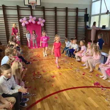 Pasowanie na przedszkolaka w PSP nr 8 w Radomsku