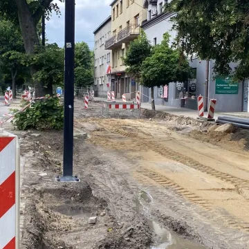 Jak postępują prace przy przebudowie ulicy Fabianiego?