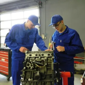 Uczniowie z „Mechanika“ na praktykach w Niemczech 