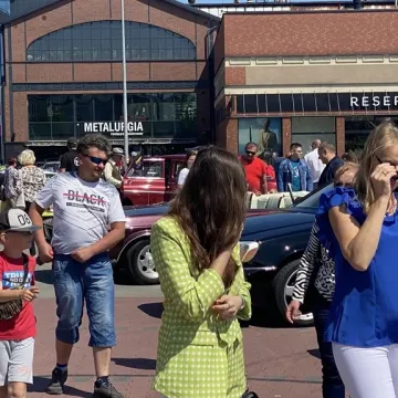 Auto - Moto Weteran 6.  W Radomsku zaparkowały motoryzacyjne legendy