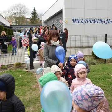 Radomsko włączyło się w obchody Dnia Autyzmu