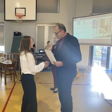 Najlepsi z najlepszych. Uczniowie  nagrodzeni stypendiami prezydenta