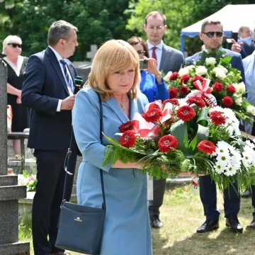 W Bąkowej Górze upamiętniono zamordowanych żołnierzy KWP