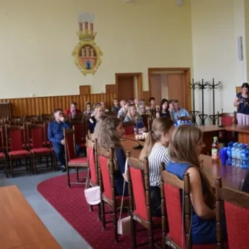 Prezydent nagrodził najlepszych uczniów