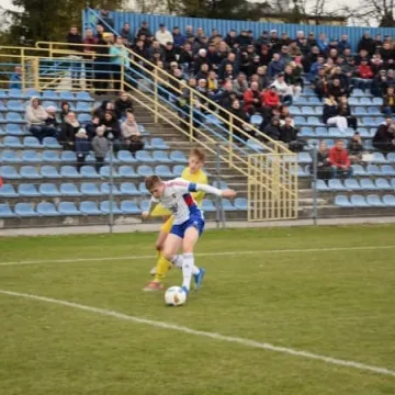 RKS Radomsko remisuje z Bronią Radom 1:1
