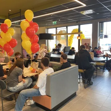 Tłumy na otwarciu McDonald’s w Radomsku