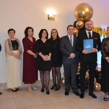 Bal studniówkowy maturzystów z Przedborza