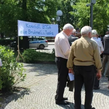 Wiec w obronie wiary w Radomsku