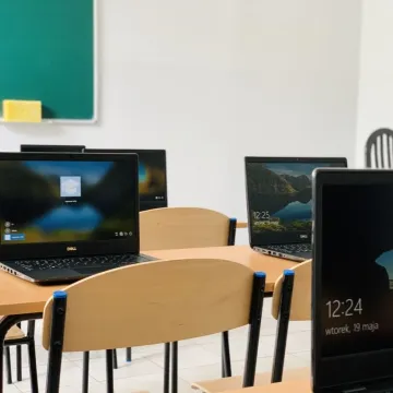 Komputery w nagrodę dla „Mechanika”