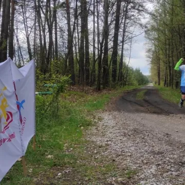 Wings for Life World Run. Edycja Radomsko. Lokalnie pobiegli dla tych, co nie mogą