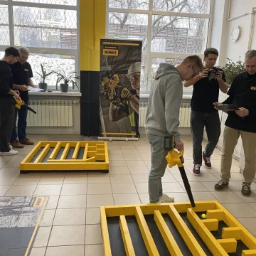 Akademia DeWalt w „Mechaniku”. Prestiżowy program tylko dla 10 szkół w kraju